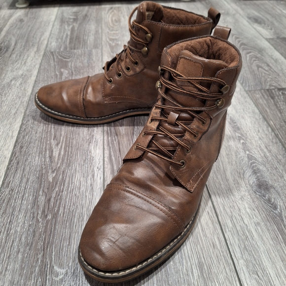 Men's Faux Leather Brown Boots, Size 11 - Picture 3 of 8